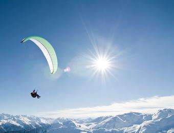 Volo in parapendio a Watles