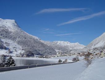 Reschensee im Winter