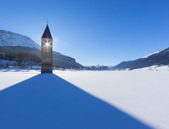 Reschensee im Winter