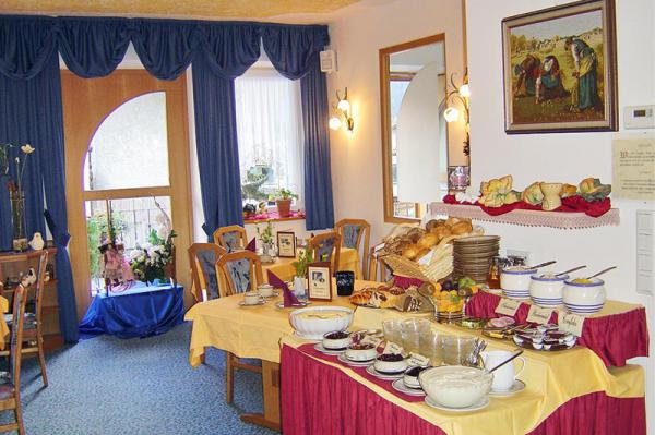 Buffet di prima colazione