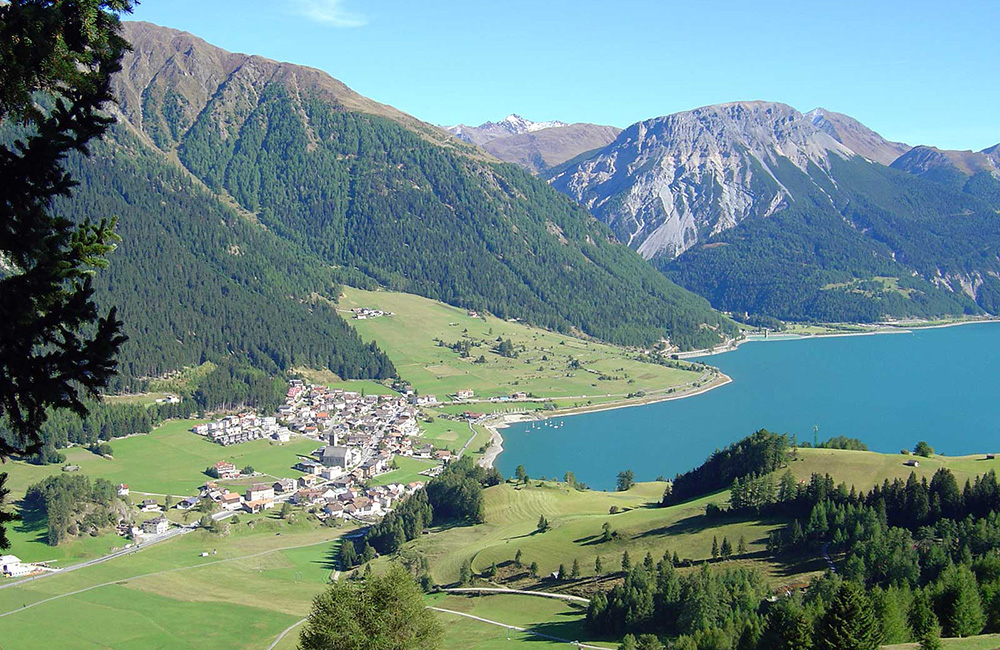 Reschen am Reschensee