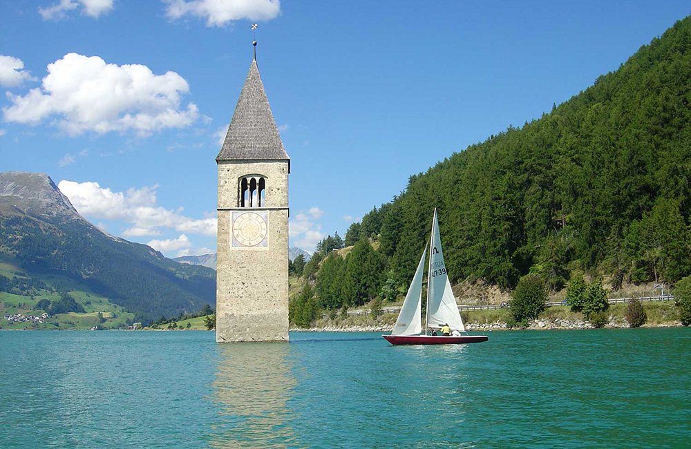 Segeln am Reschensee