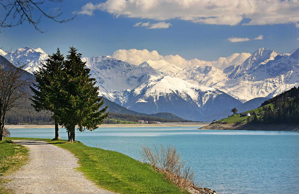 Reschensee im Obervinschgau